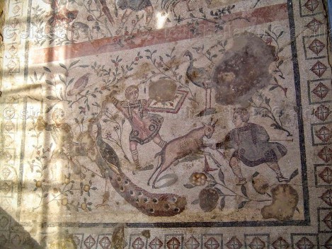 Scena di fanciulli e caccia