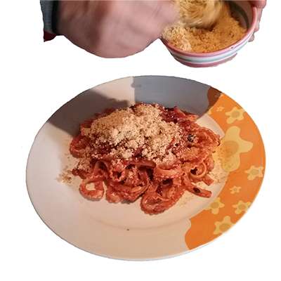 Pasta con le anciove e pangrattato